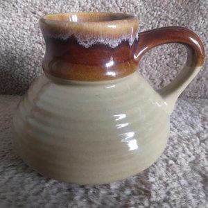 Art Pottery Ceramic Cream Brown Mug w/Padded Bottom